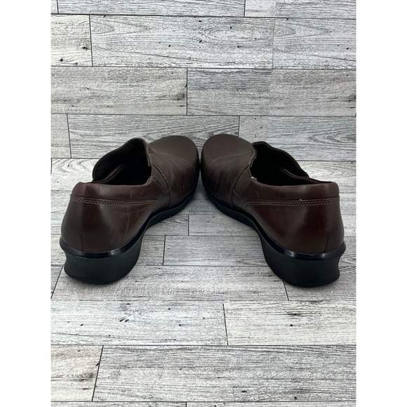 Clarks Womens Brown Leather Comfort Collection Slip On Loafers Shoes - Picture 6 of 8